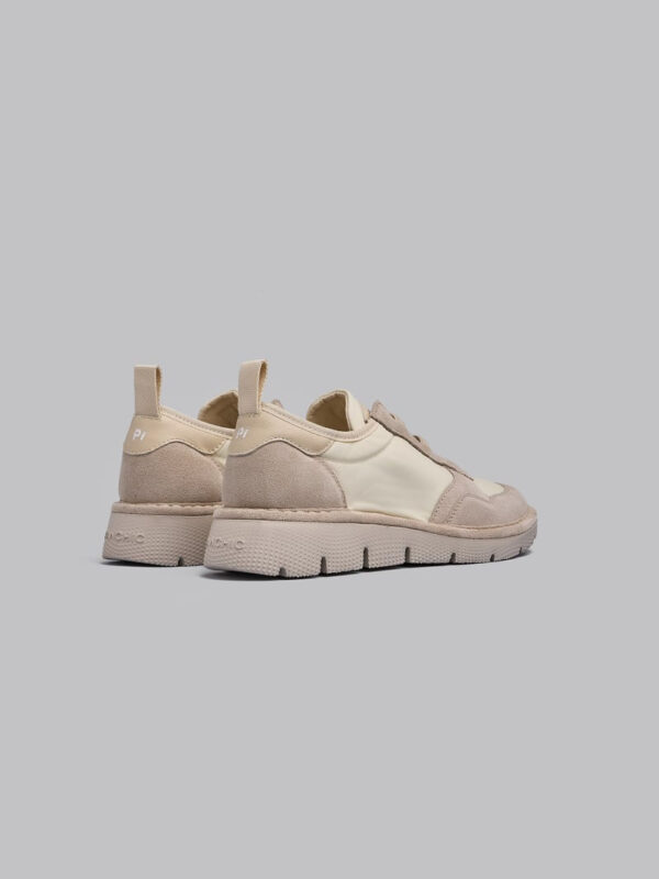 P05 Slip-On Fog - Image 3