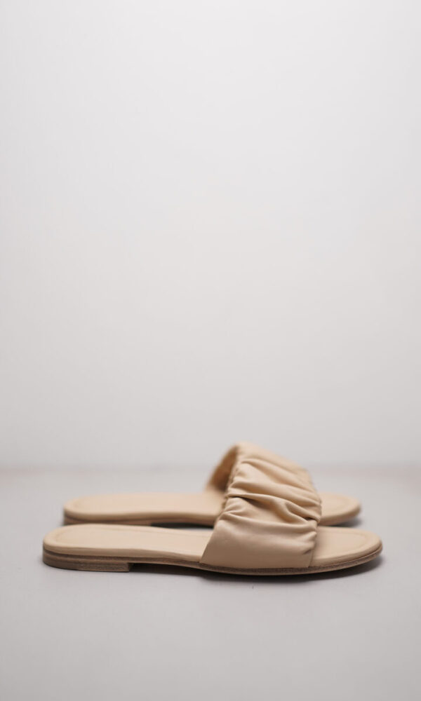 Carly Dark Beige - Image 3