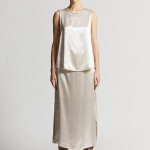 Sjajna satenska suknja