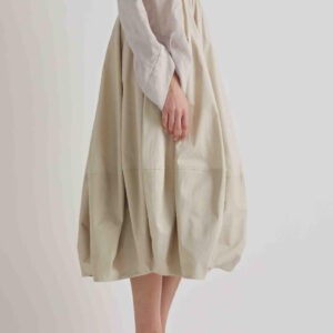 Dugačka balon suknja sa kaisevima