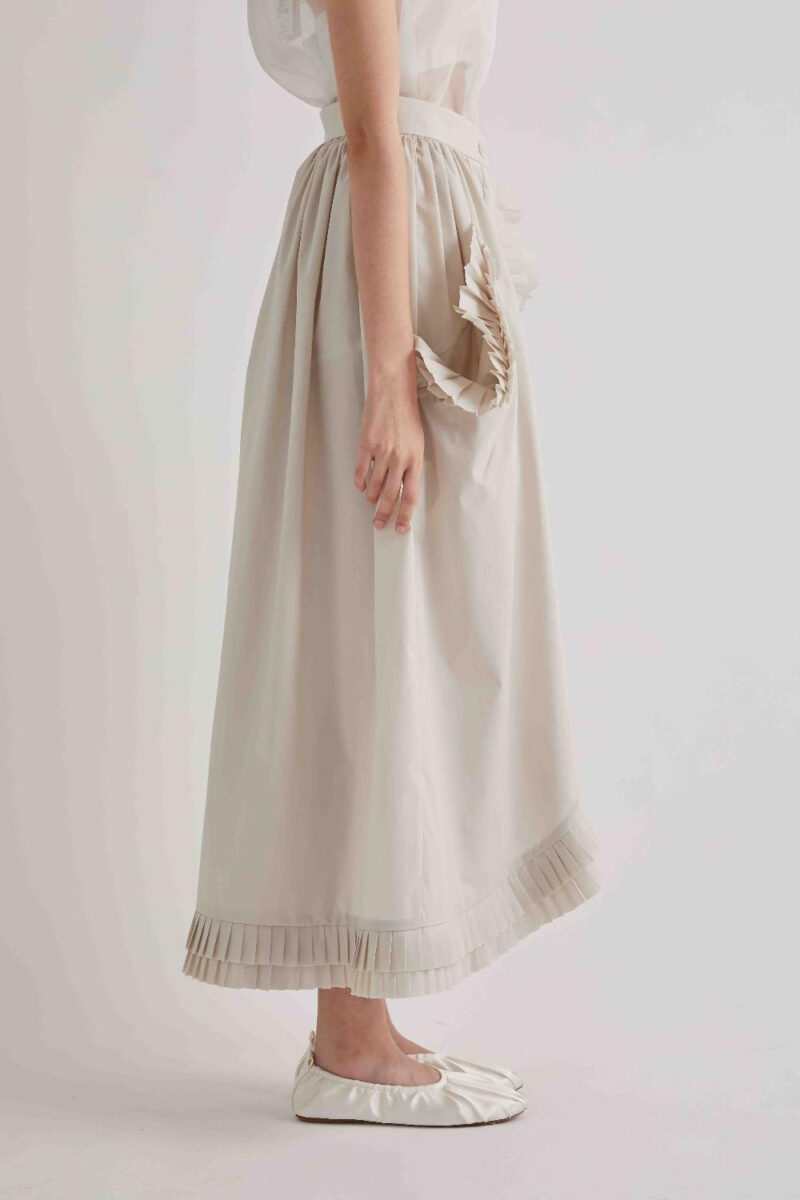 Dugačka suknja sa ukrasnim faltama - Slika 3