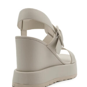 Tessa Off White